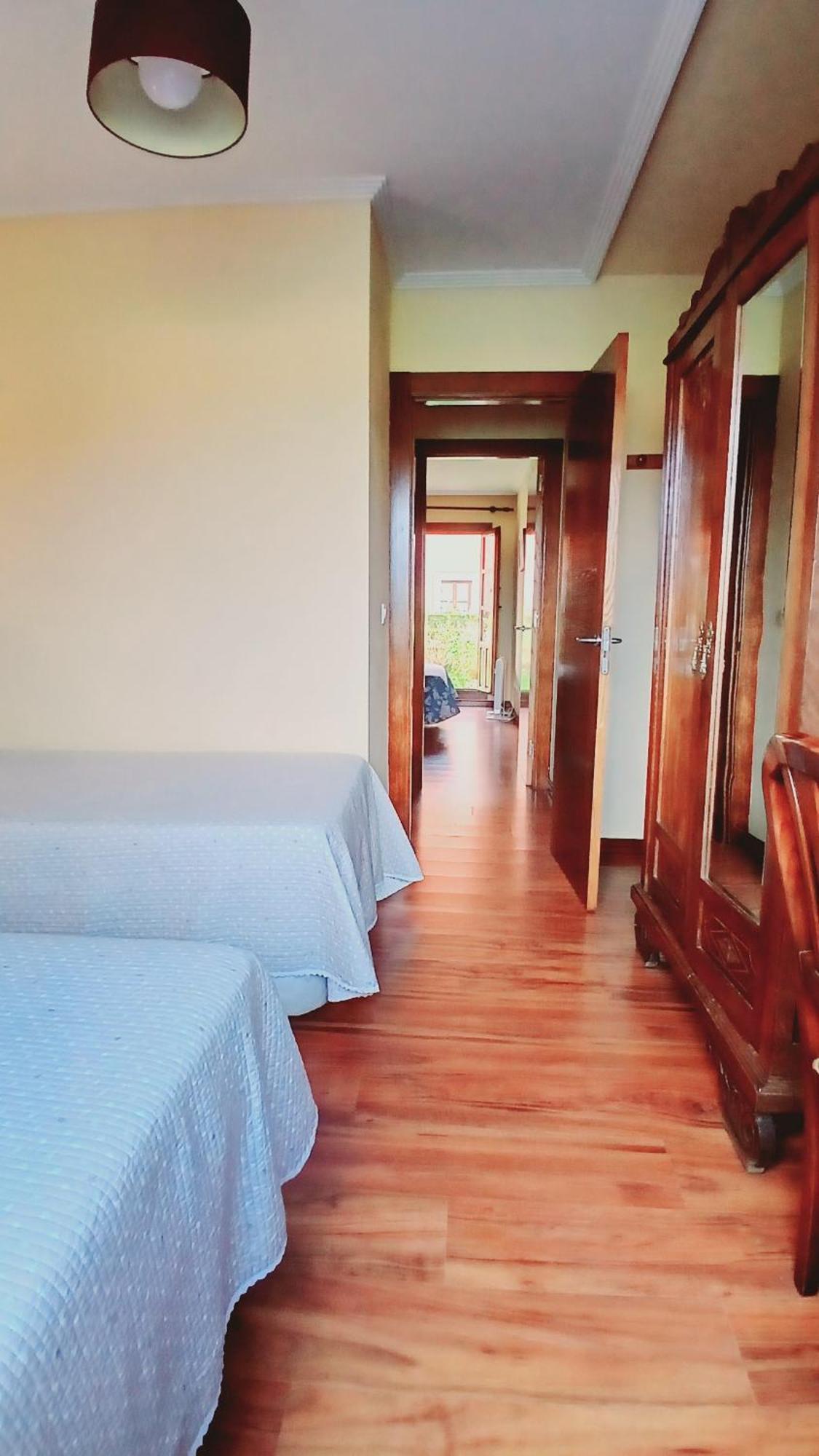 Acogedor Bajo Con Terraza Y Vistas Apartman Nueva de Llanes Kültér fotó